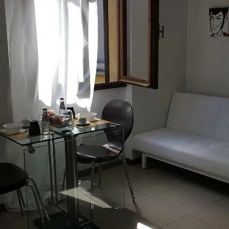 Дом отдыха La Casa Di Ale E Becky Бергамо